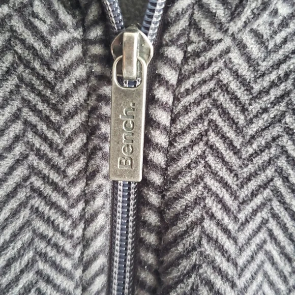 Bench Fleece Jacket - Picture 5 of 9
